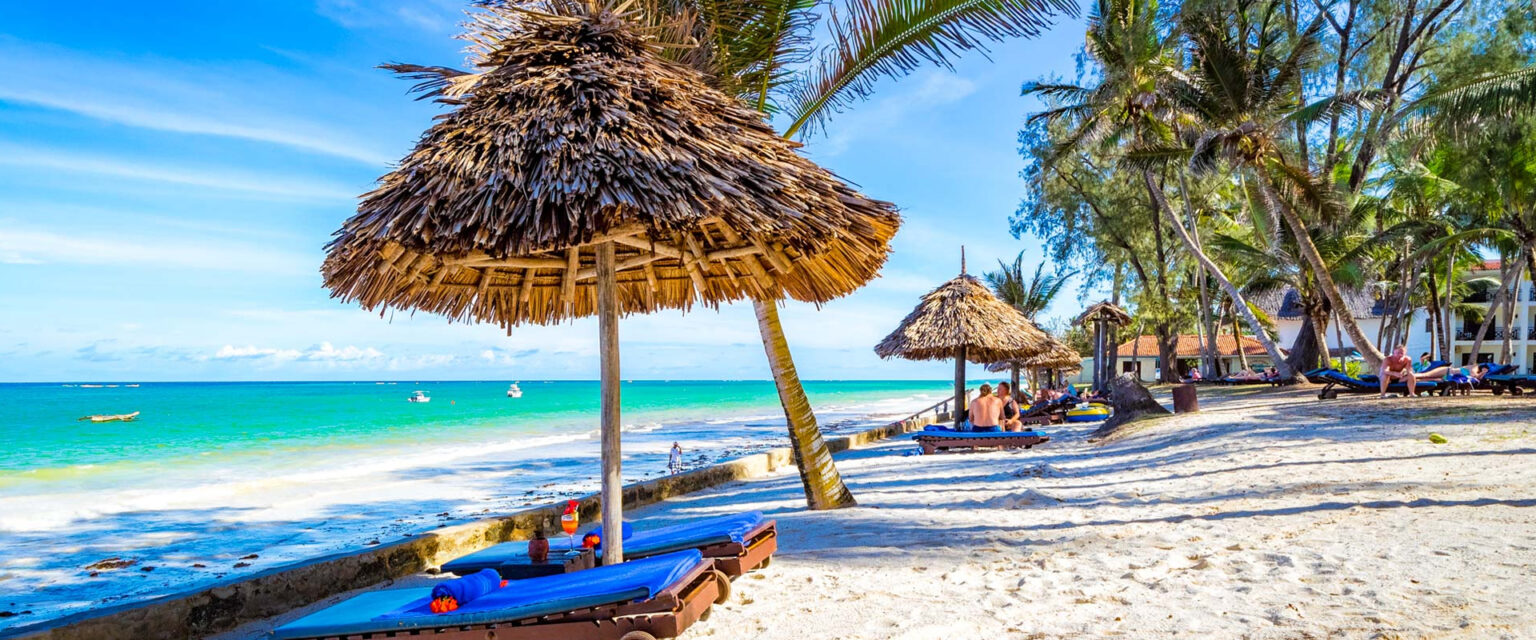 3 Days Tsavo East & Salt Lick Safari from Mombasa